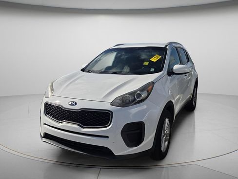 Used 2019 Kia Sportage LX w/ LX Popular Package FWD image 4