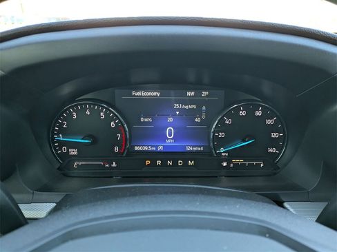 Used 2020 Ford Explorer XLT w/ Equipment Group 202A image 11