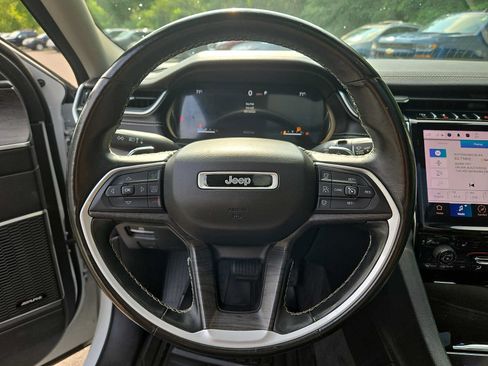 Used 2021 Jeep Grand Cherokee L Limited AWD/4WD image 21