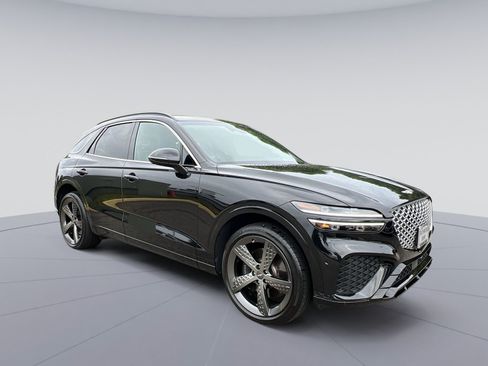 Used 2023 Genesis GV70 2.5T w/ Sport Prestige Package AWD/4WD image 11