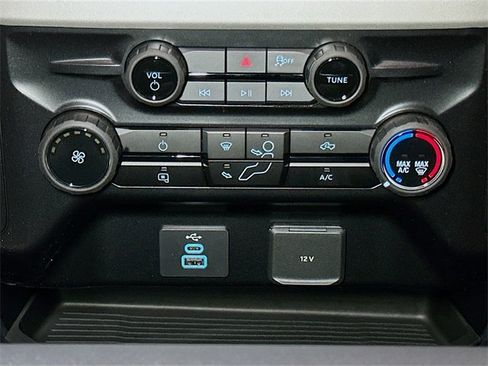 New 2026 Ford F250 XLT w/ FX4 Off-Road Package image 10
