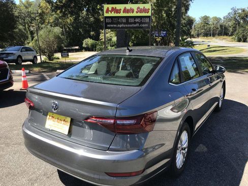 Used 2020 Volkswagen Jetta SE image 4