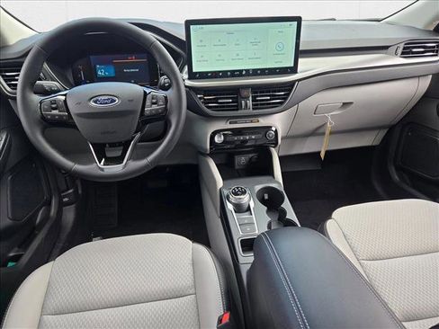 New 2025 Ford Escape SE image 14