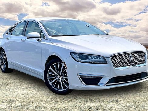 Used 2020 Lincoln MKZ w/ Convenience Package FWD image 1