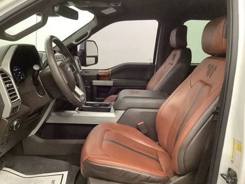 Used 2018 Ford F250 King Ranch w/ Chrome Package image 10