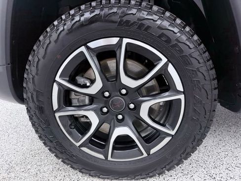 Used 2025 Jeep Compass Trailhawk AWD/4WD image 14
