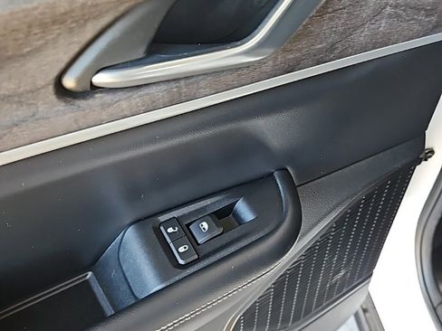 Used 2024 Jeep Grand Cherokee Limited image 22