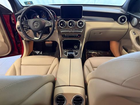 Used 2018 Mercedes-Benz GLC 300 4MATIC image 17