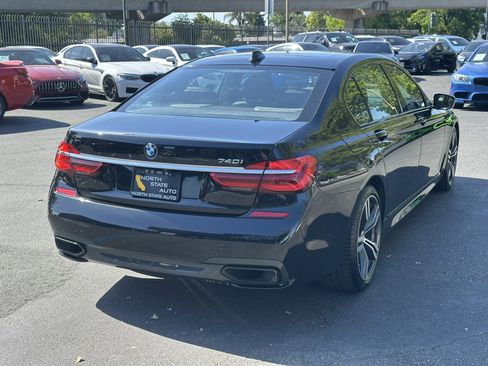 Used 2017 BMW 740i RWD image 9