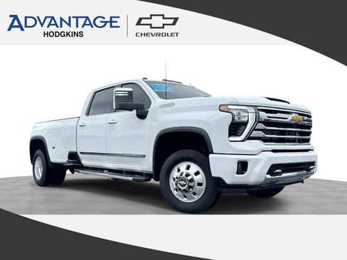 Certified 2024 Chevrolet Silverado 3500 High Country w/ Technology Package AWD/4WD image 1