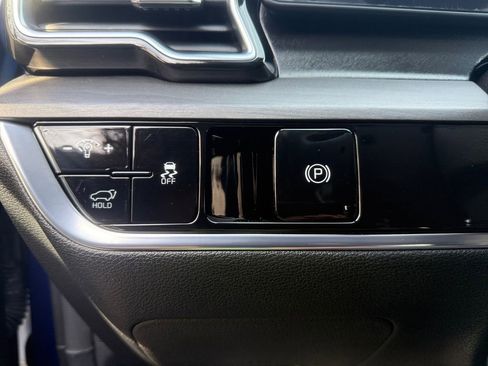 Used 2025 Kia Sportage X-Pro image 11
