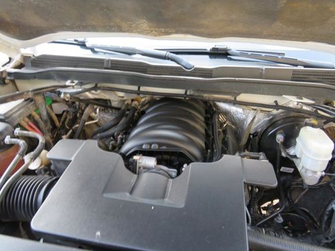 Used 2015 Chevrolet Silverado 1500 W/T w/ WT Convenience Package AWD/4WD image 33