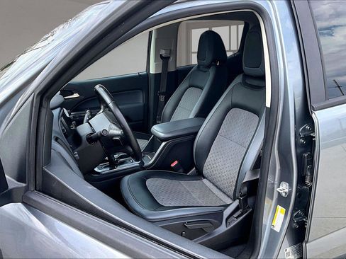 Used 2019 Chevrolet Colorado Z71 AWD/4WD image 25