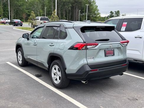 Used 2020 Toyota RAV4 XLE w/ Convenience Package AWD/4WD image 7