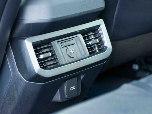 Used 2025 Ford F250 Platinum image 20