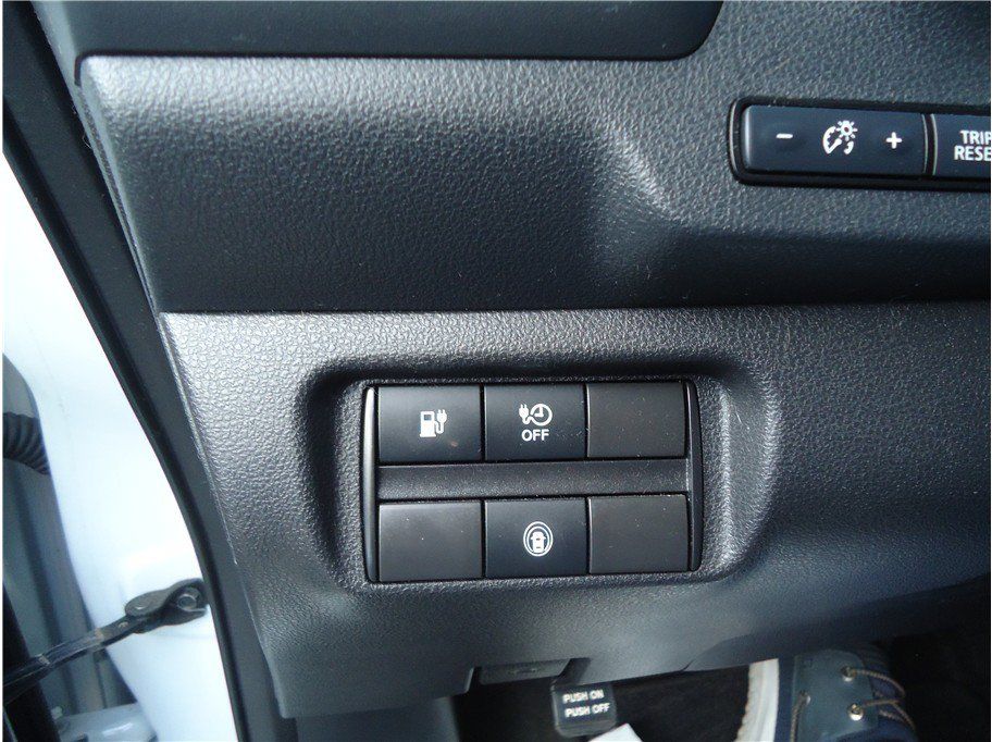 Used 2025 Nissan Leaf S FWD image 31