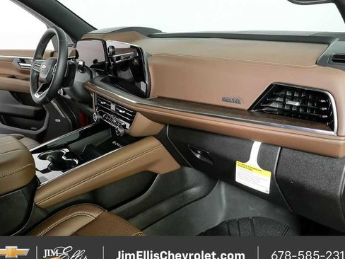 New 2026 Chevrolet Tahoe High Country w/ Sun And Tow Package image 25