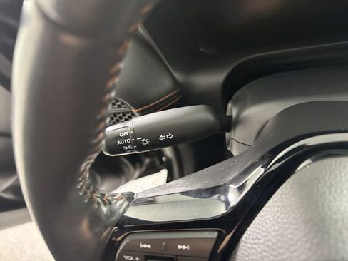 Certified 2024 Honda HR-V Sport image 17