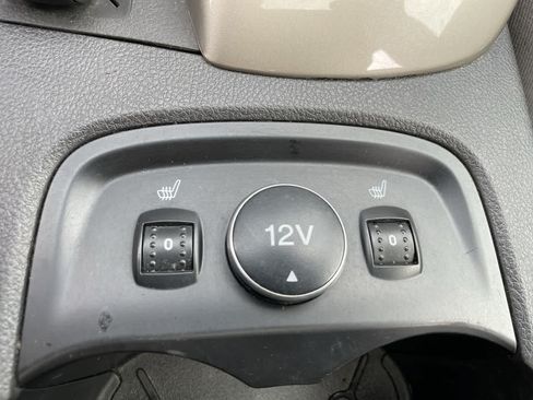 Used 2012 Ford Focus SEL FWD image 21