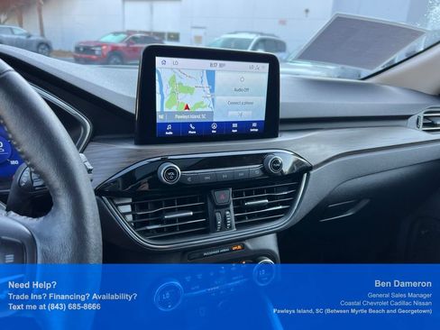 Used 2020 Ford Escape Titanium FWD image 19