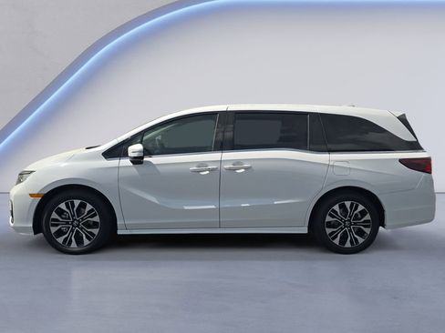 New 2026 Honda Odyssey Elite image 2