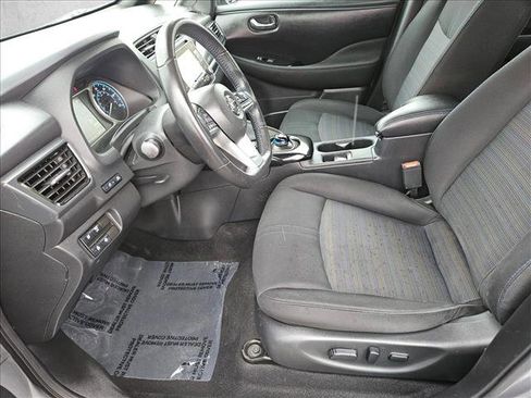 Used 2022 Nissan Leaf SV Plus image 11