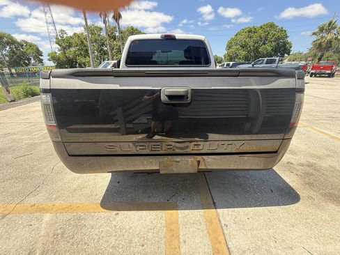 Used 2004 Ford F250 XLT RWD image 11