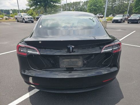 Used 2022 Tesla Model 3 RWD image 4