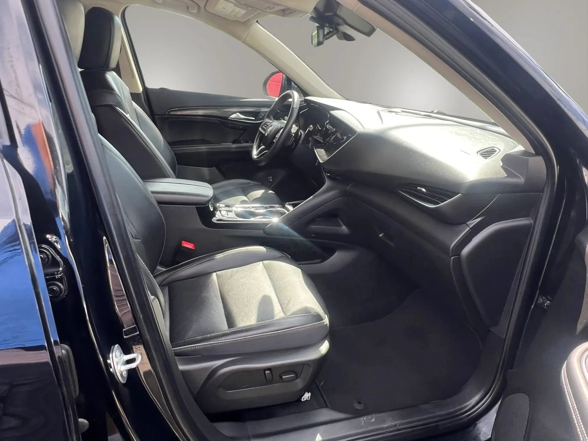 Used 2023 Buick Envision Essence FWD image 33