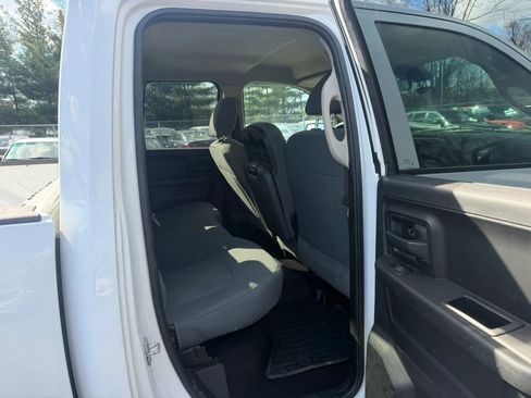 Used 2019 RAM 1500 Express w/ Express Value Package AWD/4WD image 26