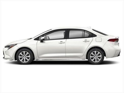 Used 2026 Toyota Corolla LE FWD image 80
