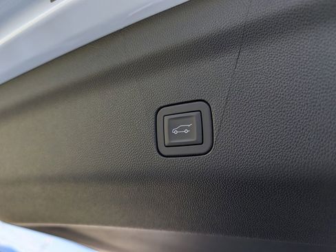 New 2026 GMC Yukon AT4 w/ AT4 Premium Plus Package AWD/4WD image 33