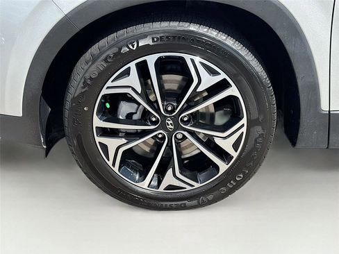 Used 2019 Hyundai Santa Fe Limited image 32