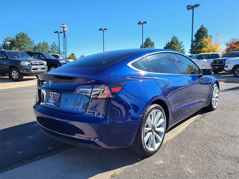 Used 2018 Tesla Model 3 Performance image 5