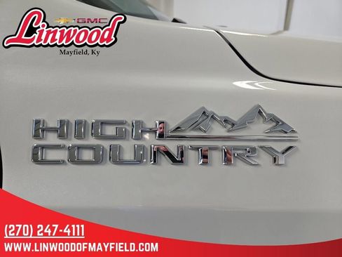 New 2026 Chevrolet Tahoe High Country AWD/4WD image 10