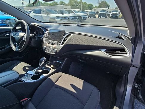 Used 2024 Chevrolet Malibu LT FWD image 39
