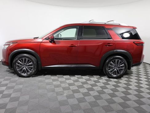 Used 2022 Nissan Pathfinder SL w/ SL Premium Package image 8