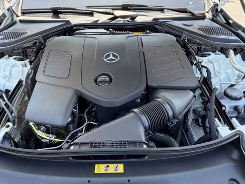 Used 2024 Mercedes-Benz E 350 4MATIC Sedan image 30