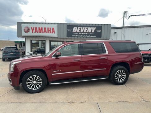 Used 2016 GMC Yukon XL Denali w/ Open Road Package AWD/4WD image 1