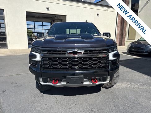 Used 2024 Chevrolet Silverado 1500 ZR2 w/ Technology Package AWD/4WD image 2