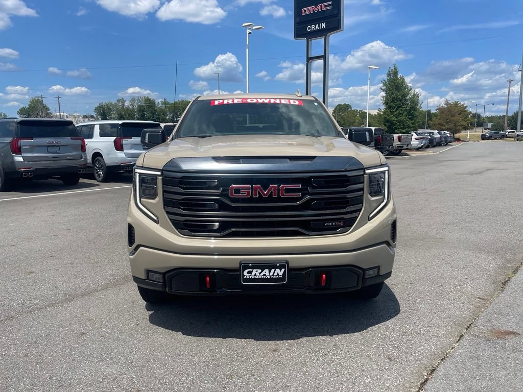 Used 2022 GMC Sierra 1500 AT4 AWD/4WD image 3