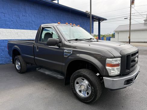 Used 2008 Ford F350 4x4 Regular Cab Super Duty image 3