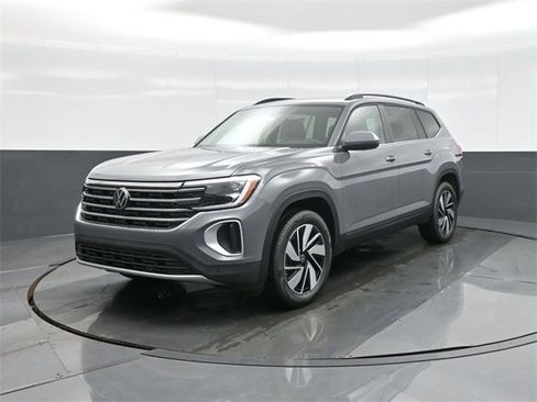 New 2026 Volkswagen Atlas SE image 3