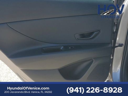 Certified 2025 Hyundai Elantra Sport FWD image 15