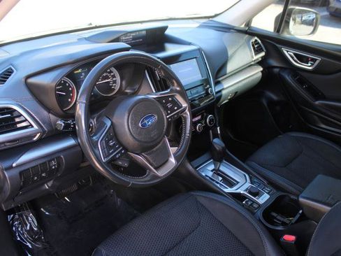 Used 2020 Subaru Forester Premium image 10
