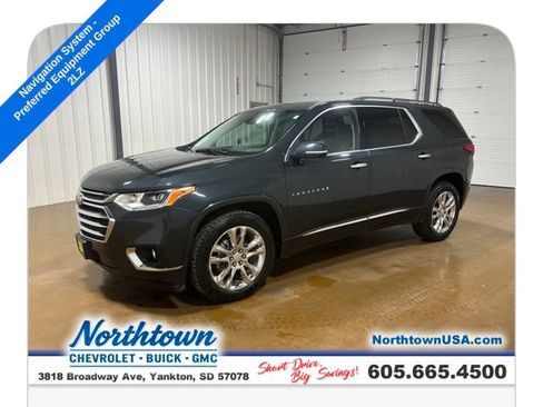 Used 2021 Chevrolet Traverse High Country image 1