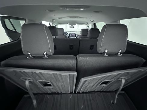 Used 2020 GMC Acadia SLE w/ Driver Convenience Package FWD image 29