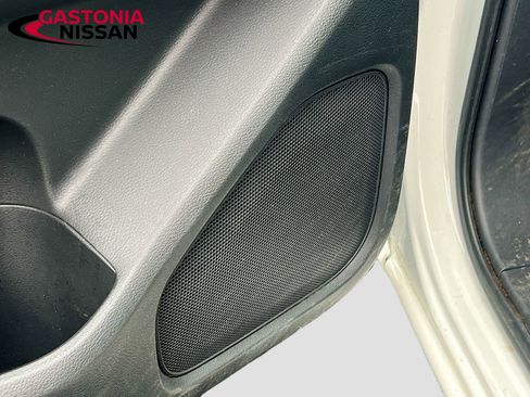 Used 2024 Nissan Frontier S image 22