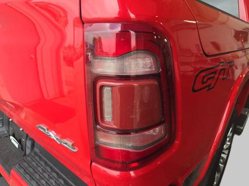 Used 2022 RAM 1500 Laramie AWD/4WD image 39