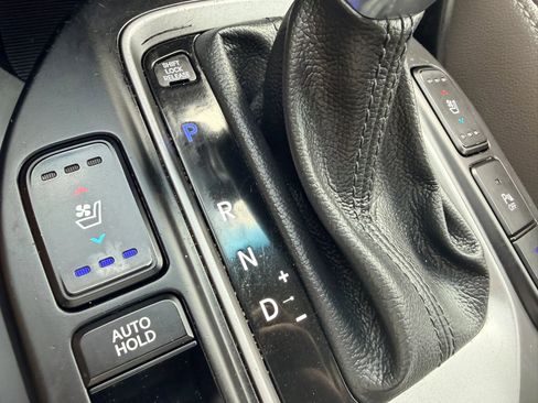 Used 2017 Hyundai Santa Fe FWD w/ SE Ultimate Tech Package 03 image 21